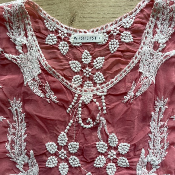 Wishlist Embroidered Cropped Tank - Size L - Picture 11 of 16